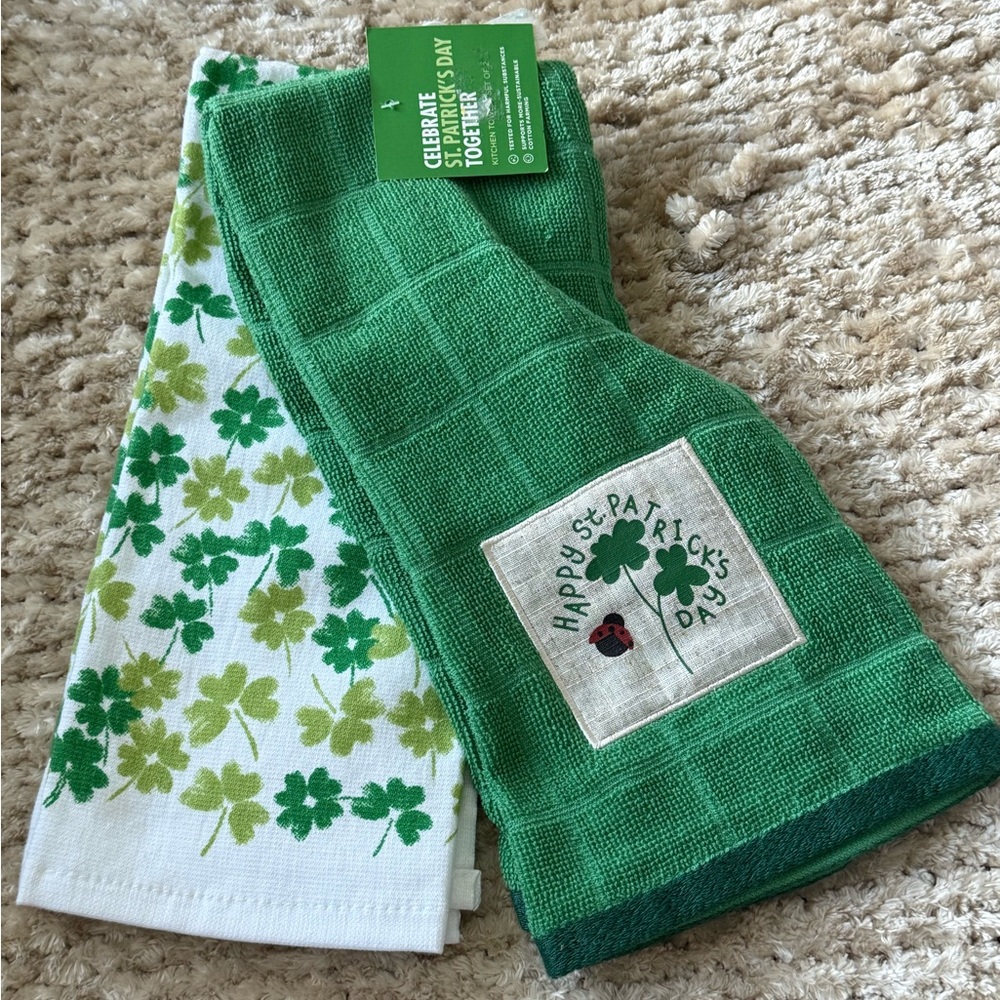 NWT Kohl's Celebrate Together St. Patrick's Day Kitchen Towels 2-Pack